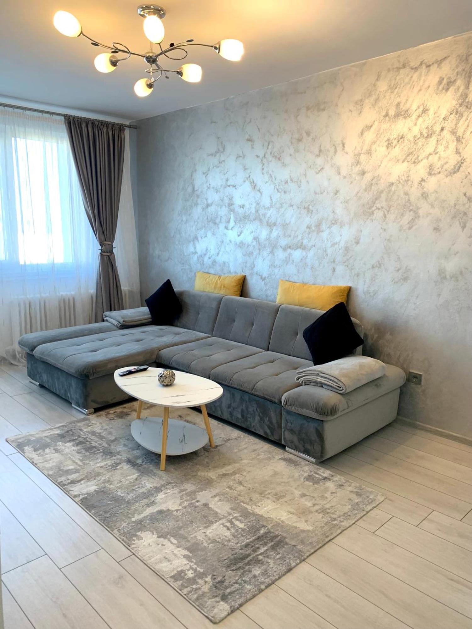 Victoriei Boulevard Private Apartment Braszów Zewnętrze zdjęcie